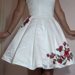 GORGEOUS white Tiffany red rose dress